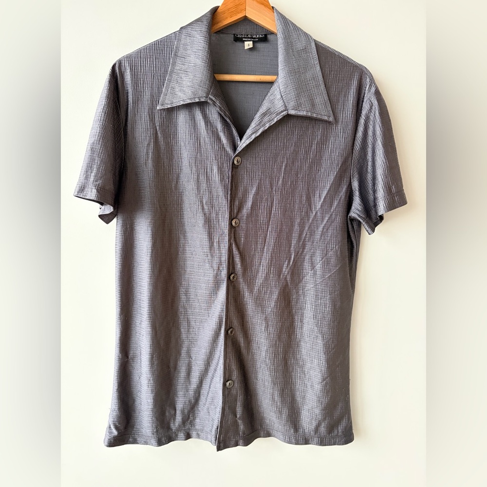 Vintage Men’s Button-Down Shirt Size Small Medium